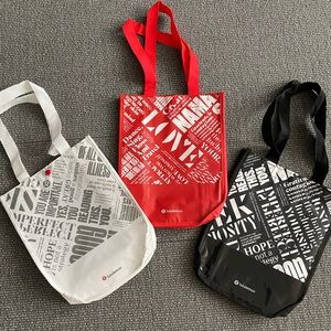Lululemon tote bags